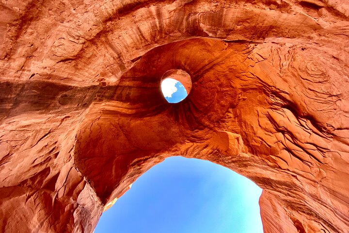 Monument Valley Backcountry Tour
