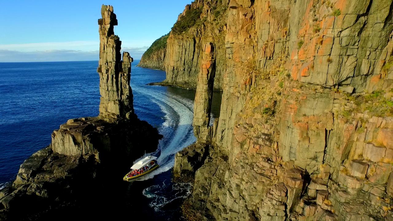 Bruny Island 3 Hour Cruise with Kettering Bus Pickup