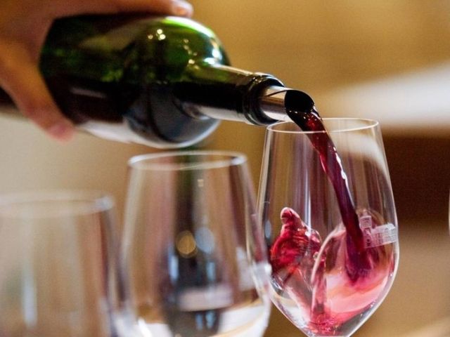 Private Medoc Wine Tour from Bordeaux