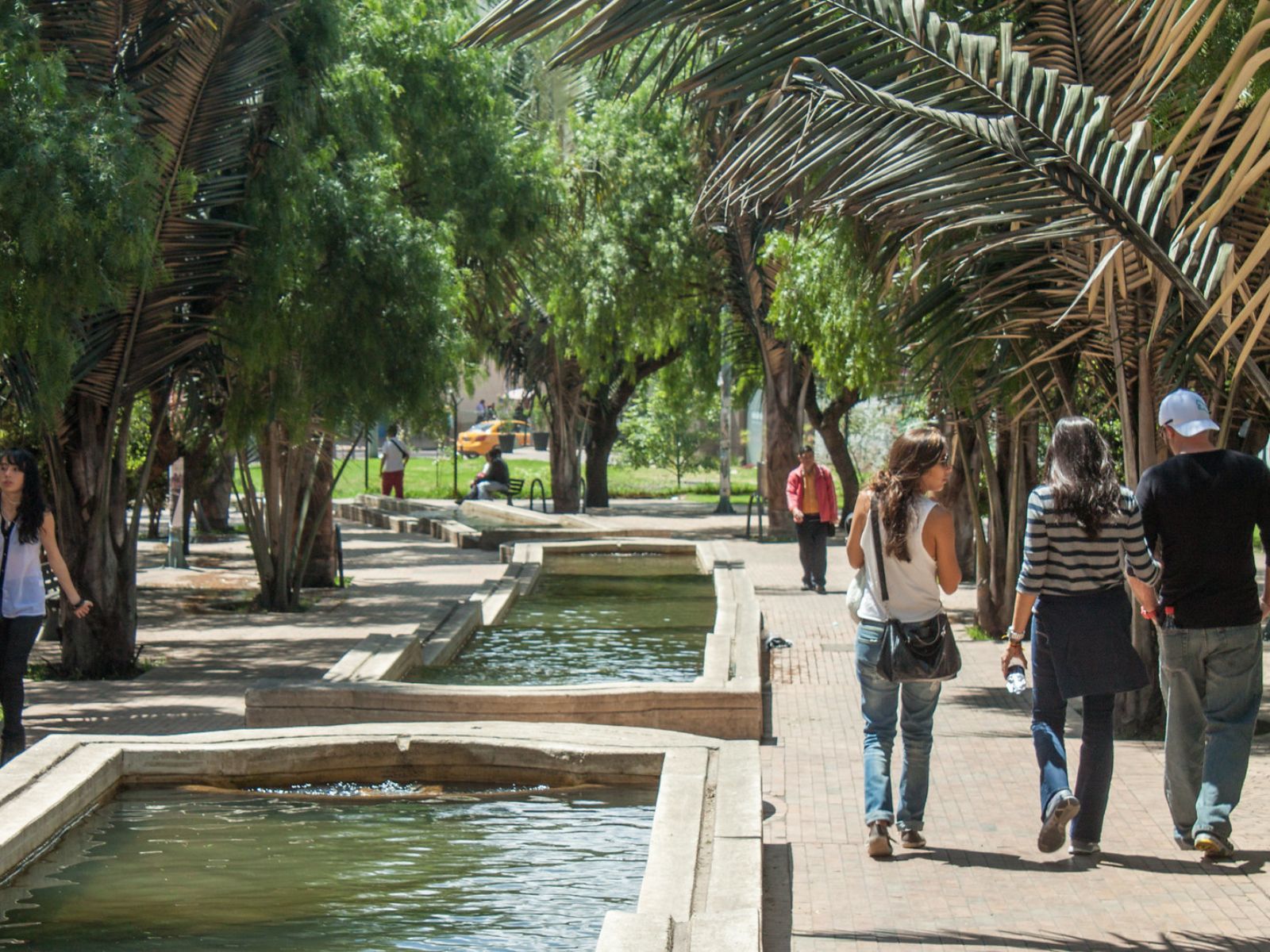 Bogotá City Tour with Bolivar Square, Botero, Gold Museum, Monserrate & Usaquén